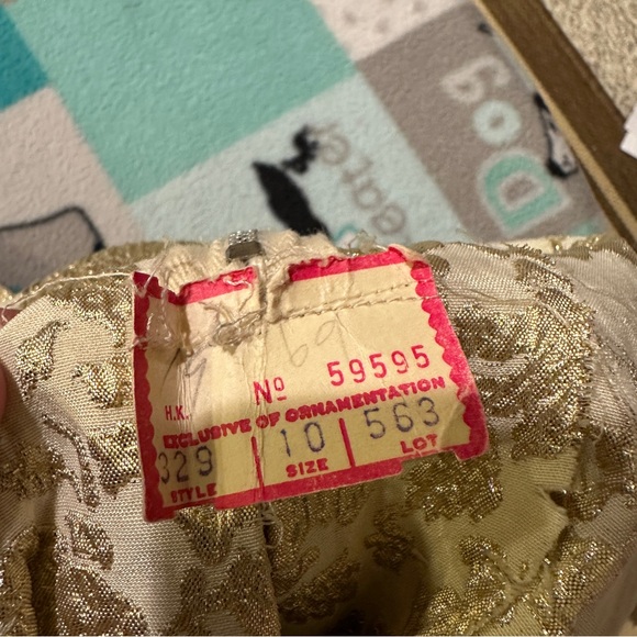 Vintage 1960s Harry Keiser gold evening gown - Picture 8 of 10